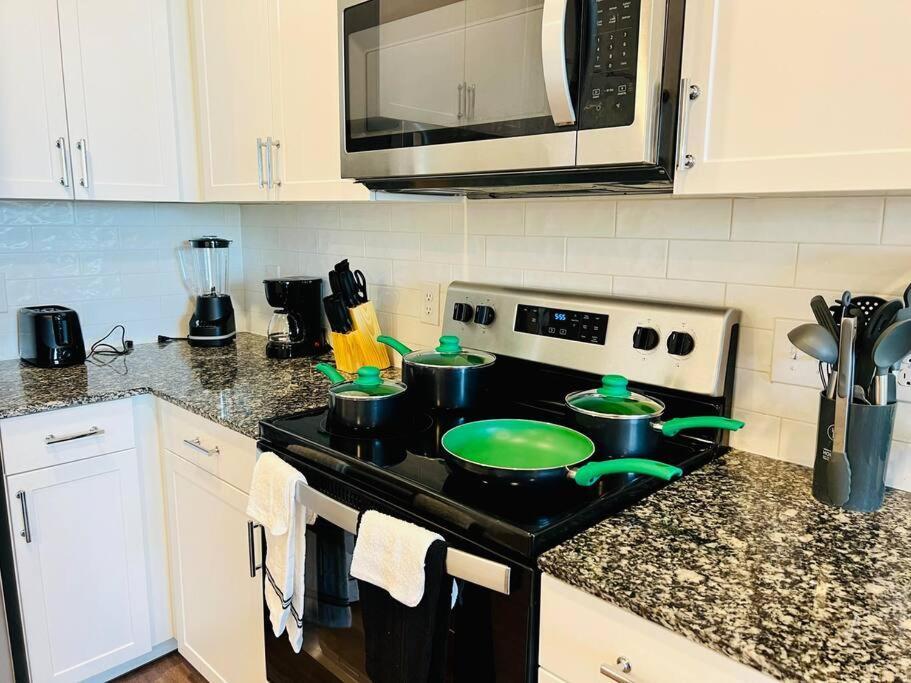 Apartment Charming Home: 2bd/2ba In Kyle, Tx!